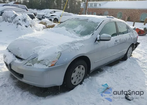 2004 Honda Accord 2.4 Lx from USA, damaged, VIN 1HGCM563X4A011895
